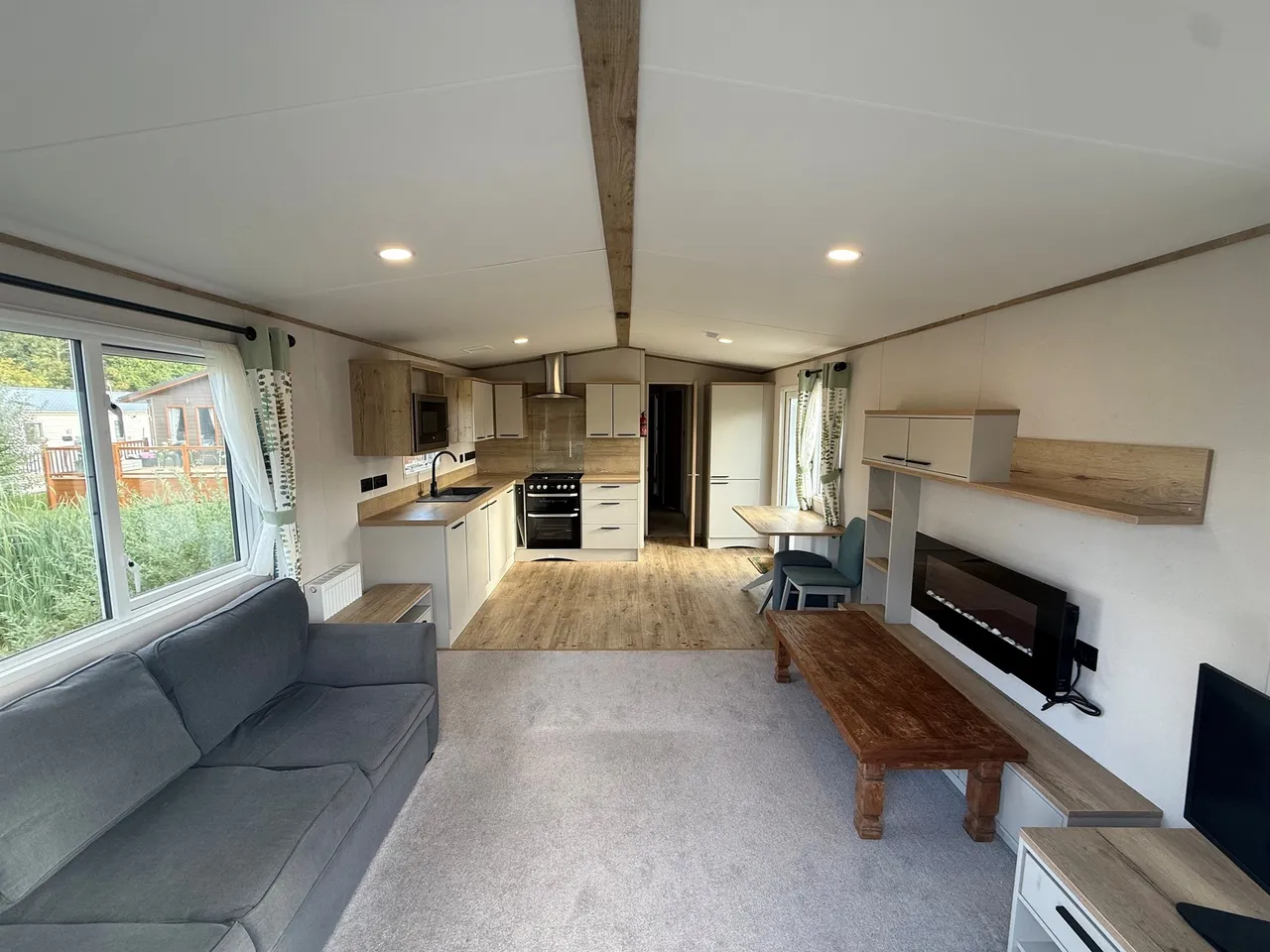 Carlton Meres Holiday Park, Carlton, IP17, photo 2