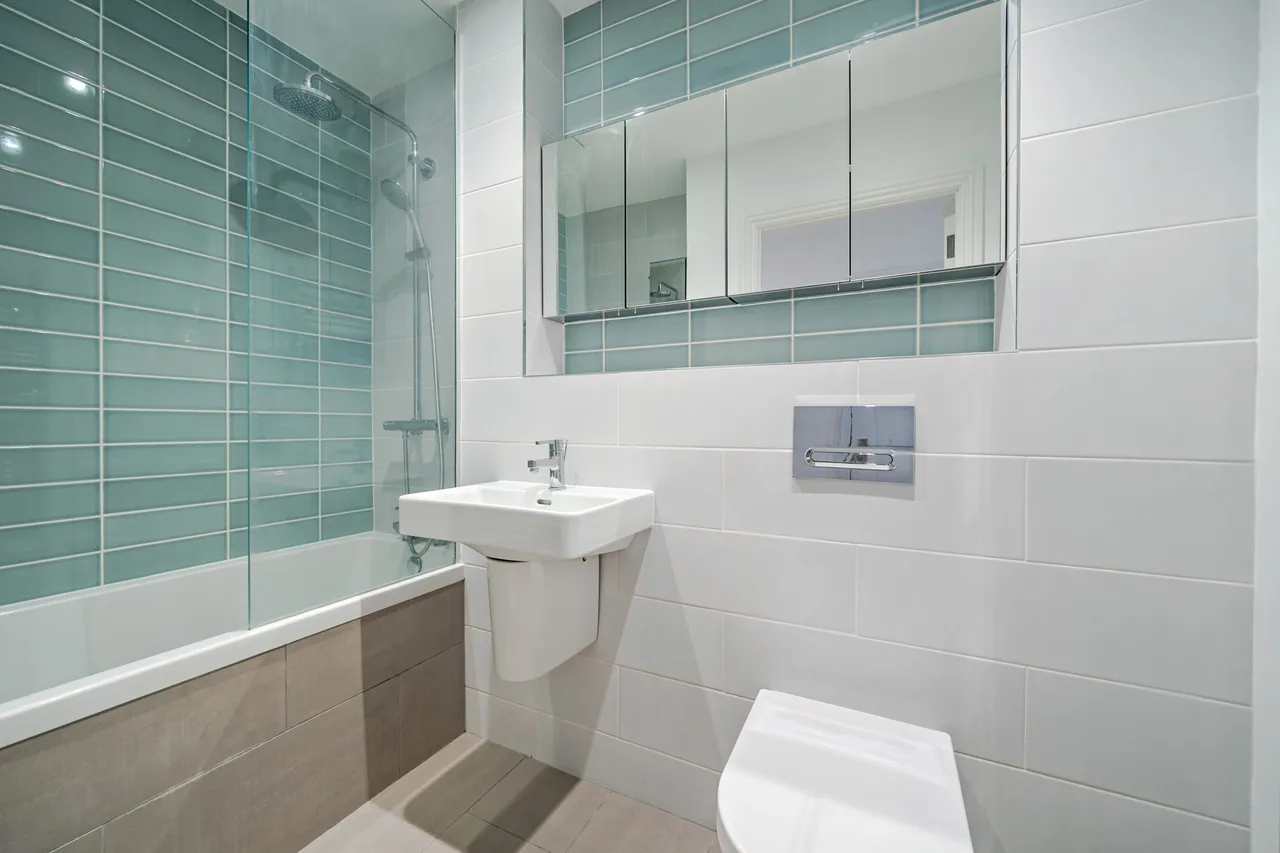 Wychwood Place, Winchester, SO22, photo 11