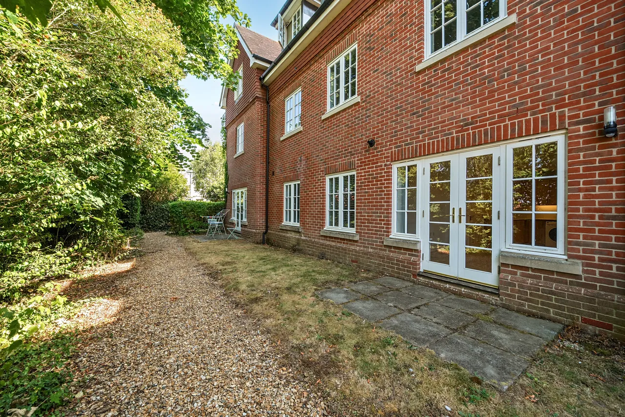 Wychwood Place, Winchester, SO22, photo 4