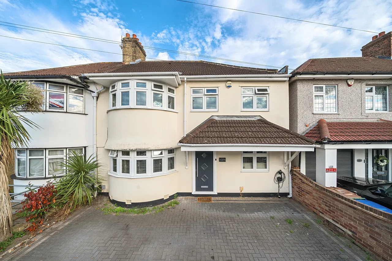 4 bed house for sale, Gipsy Road, DA16