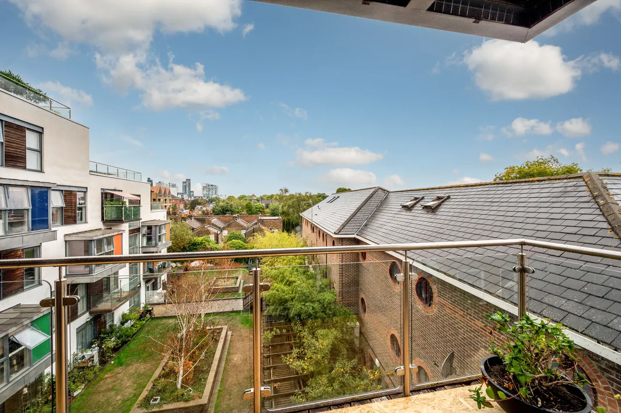 London, SW18, photo 11