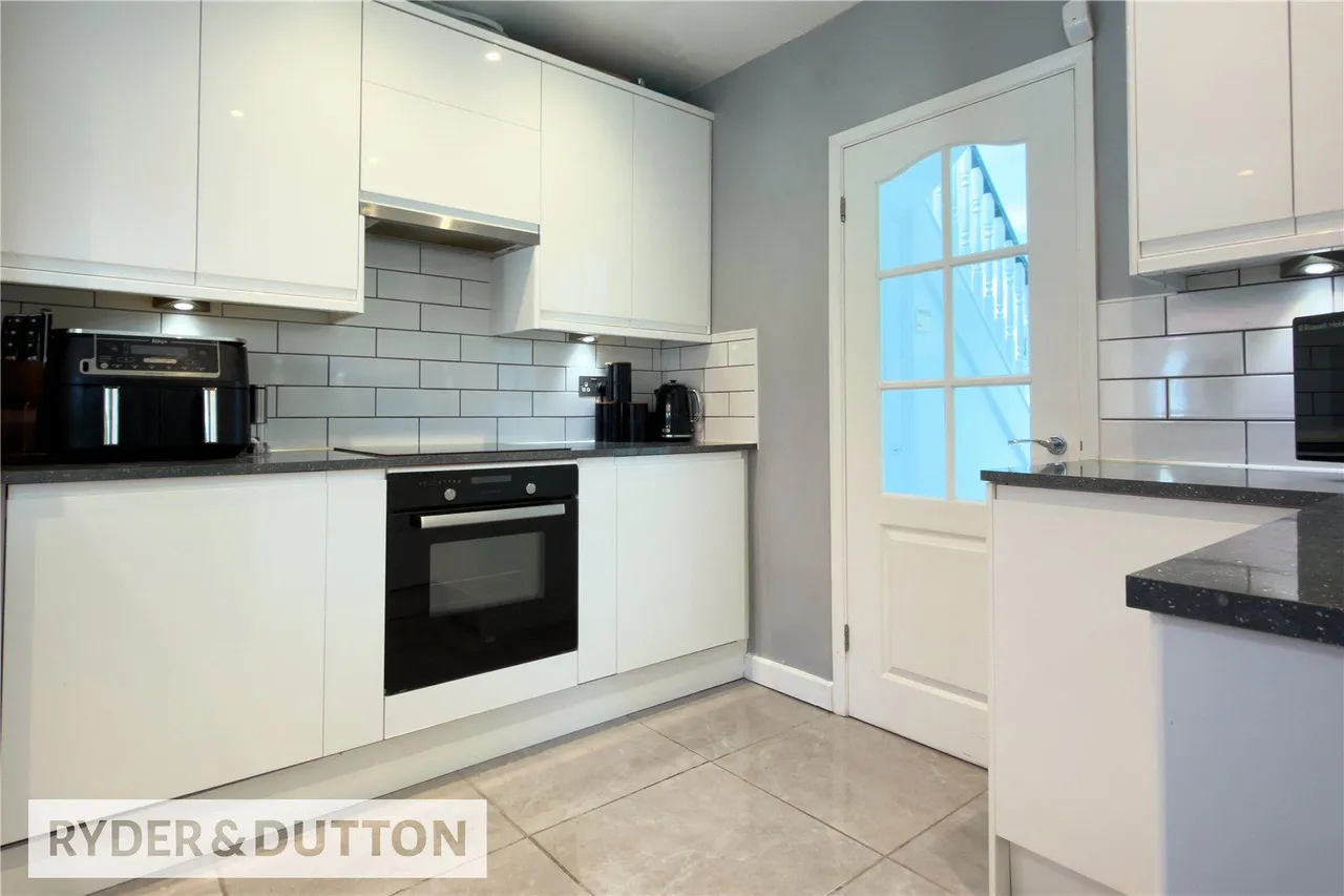West Avenue, New Moston, M40, photo 10