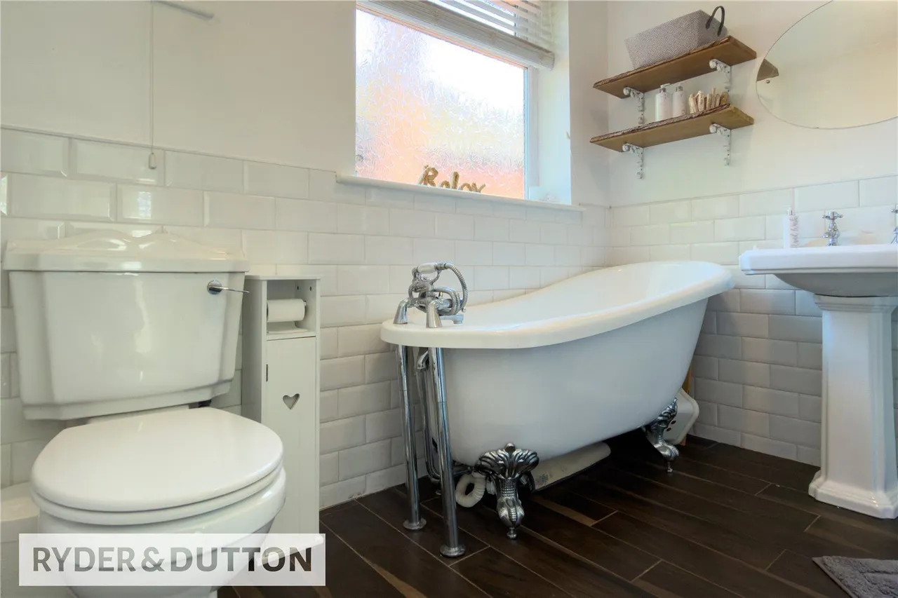 West Avenue, New Moston, M40, photo 13