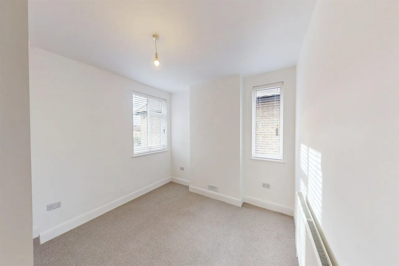 Marlborough Road, Chingford, E4, photo 8