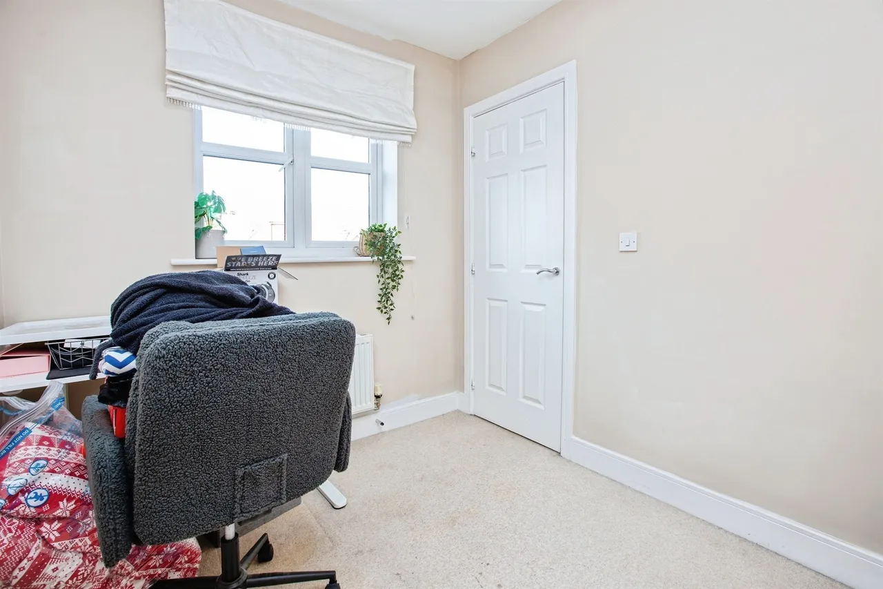 Bessemer Drive, Mansfield, NG18, photo 11
