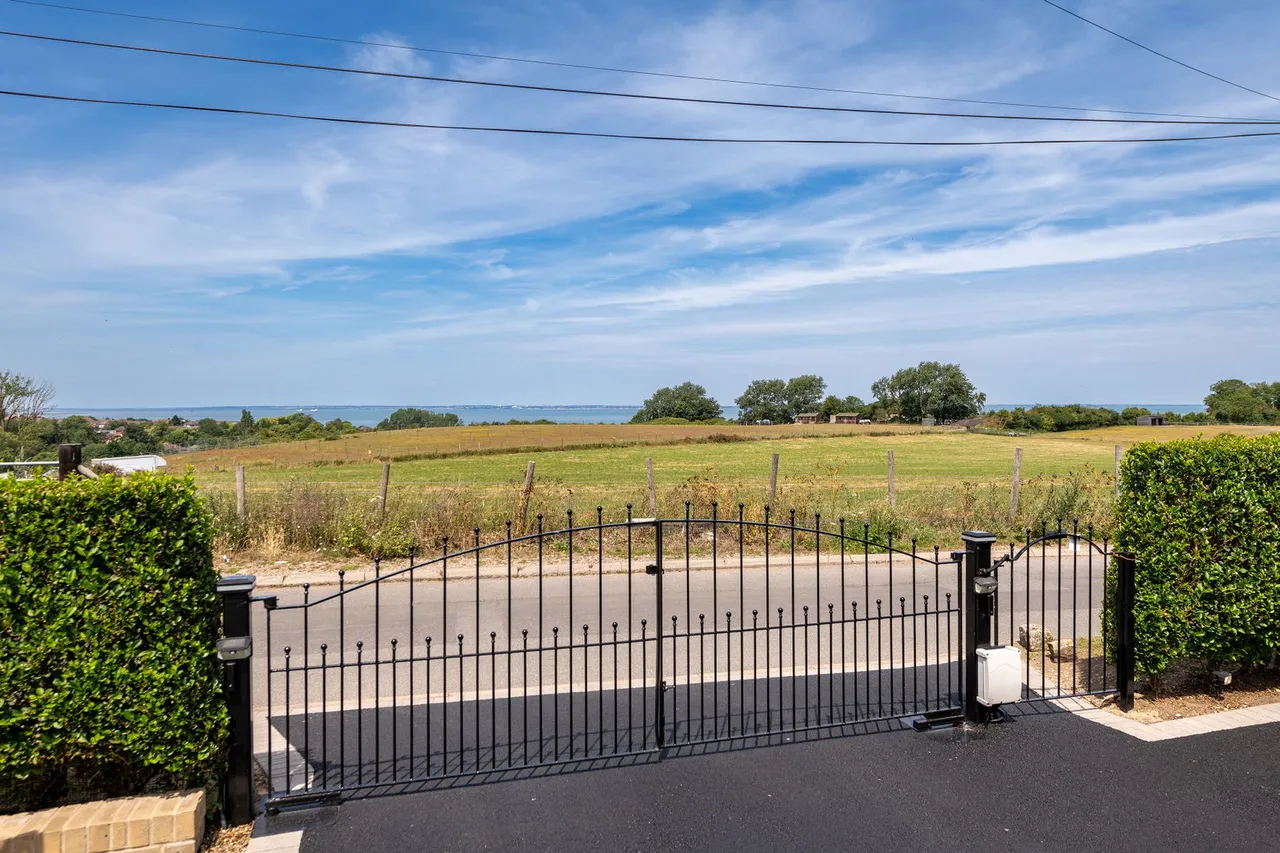 Bell Farm Lane, Minster On Sea, ME12, photo 18