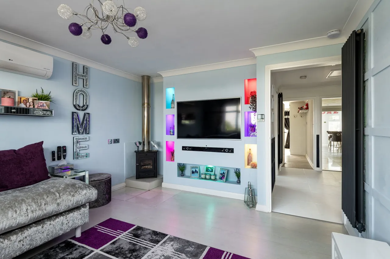 Bell Farm Lane, Minster On Sea, ME12, photo 3