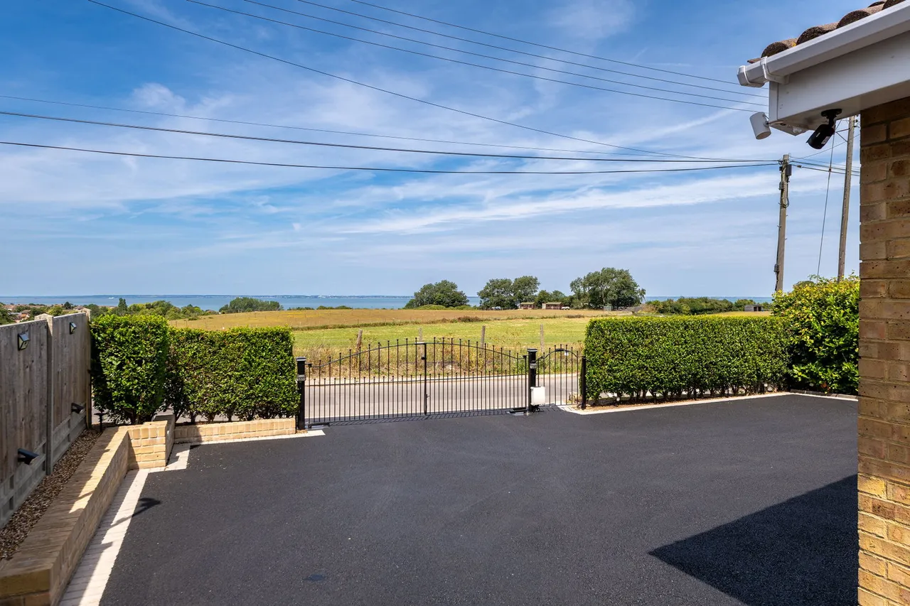 Bell Farm Lane, Minster On Sea, ME12, photo 17