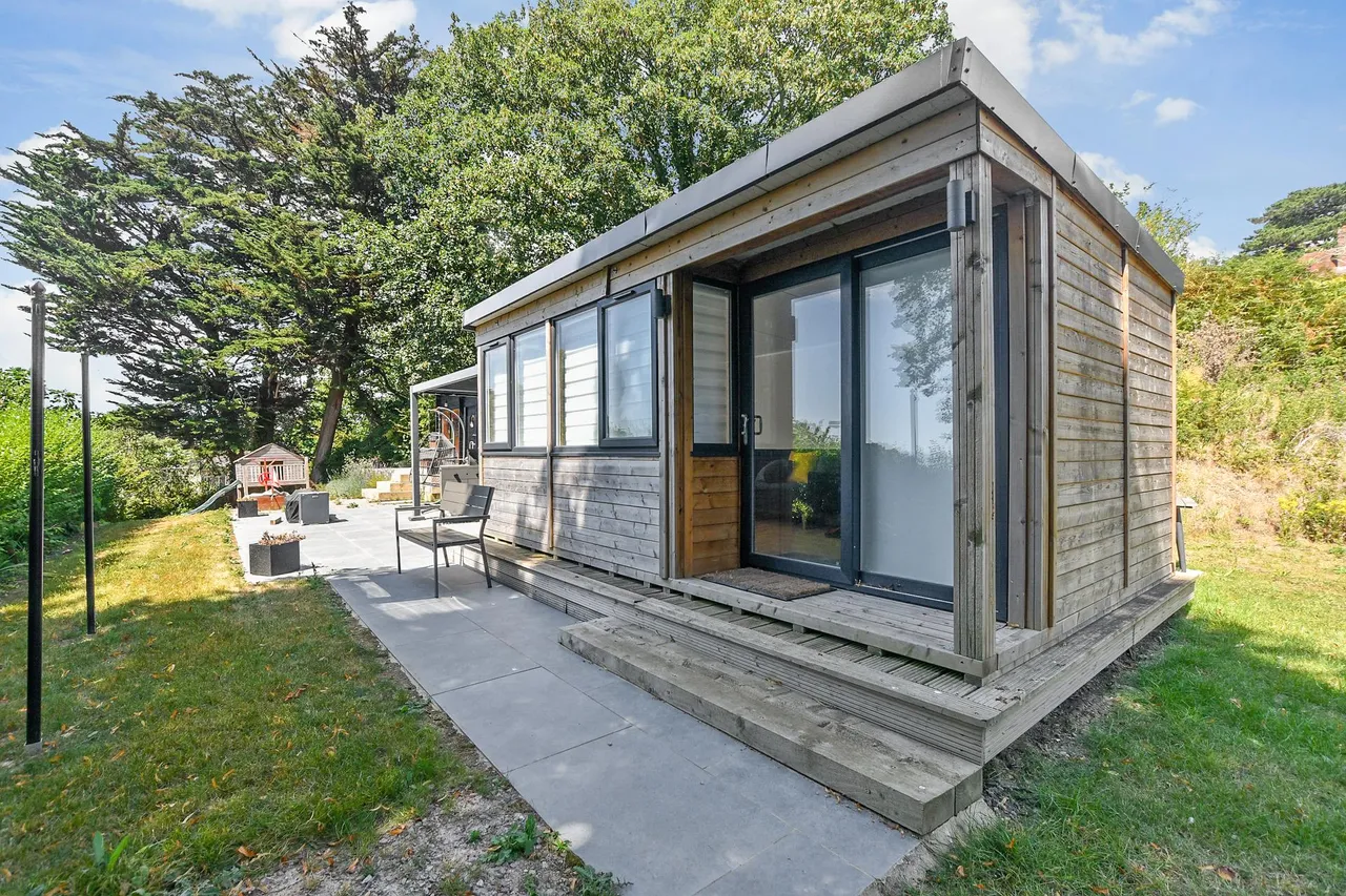 Cannongate Road, Hythe, CT21, photo 19