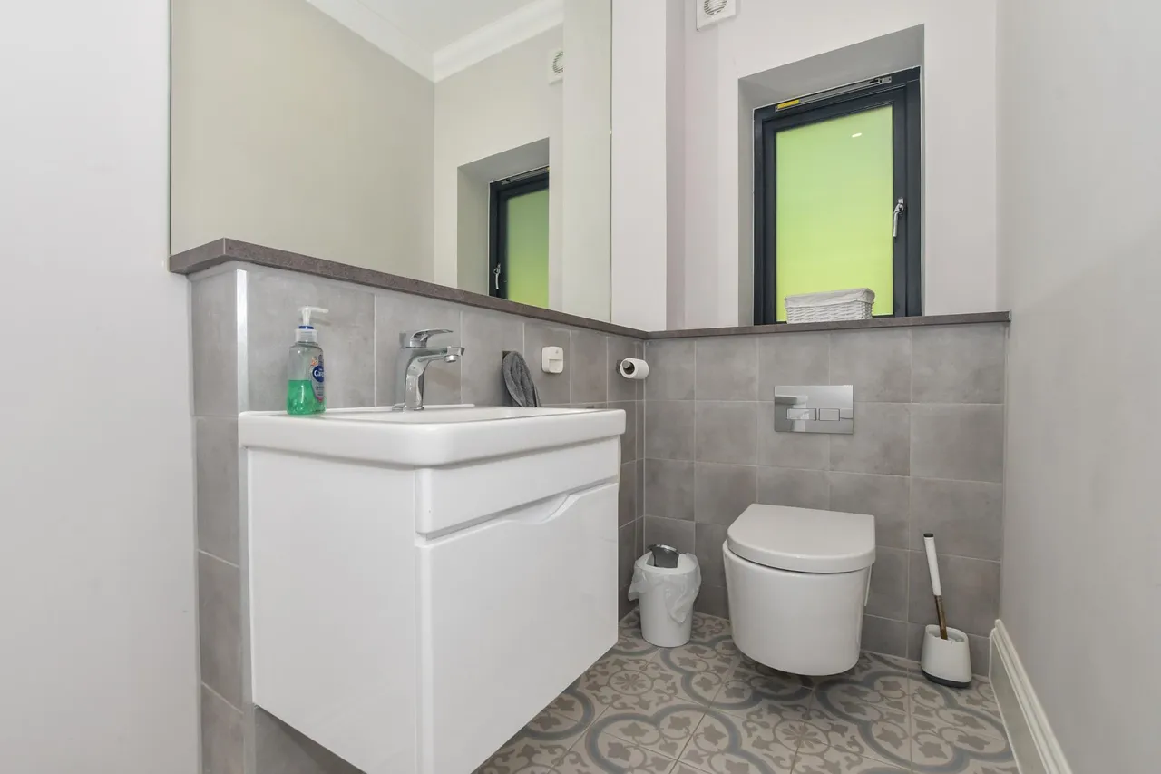 Cannongate Road, Hythe, CT21, photo 8