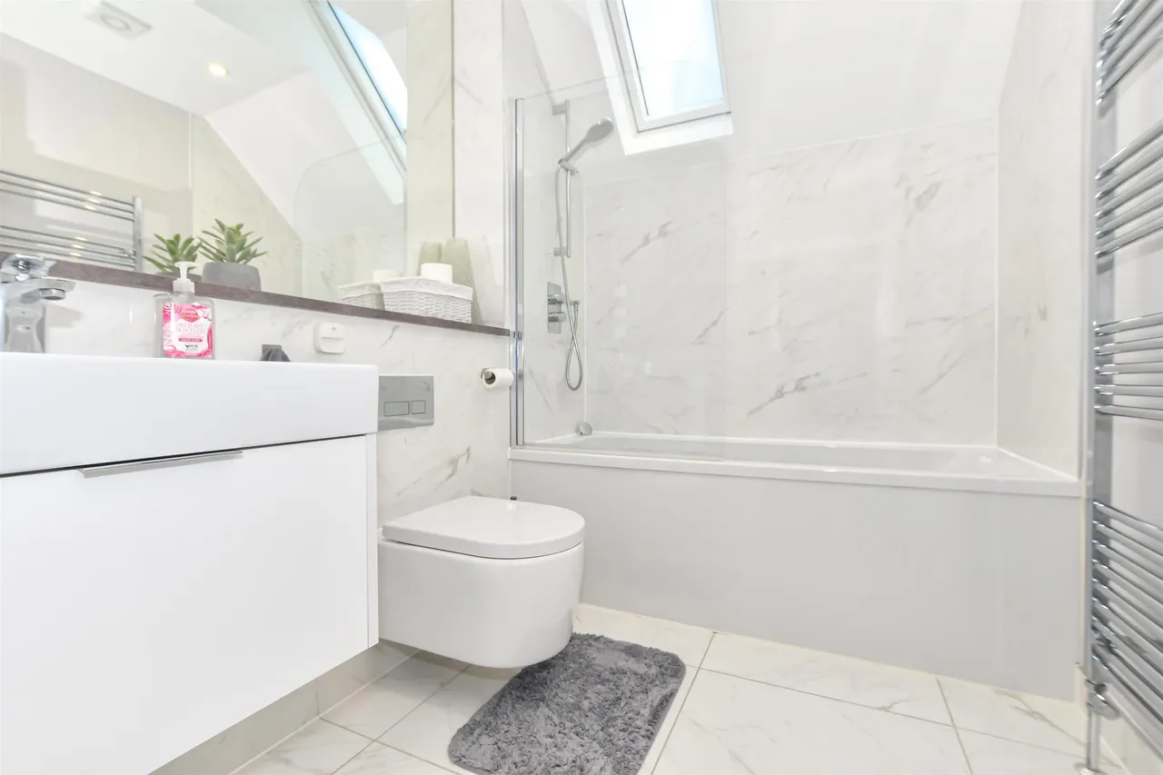 Cannongate Road, Hythe, CT21, photo 14