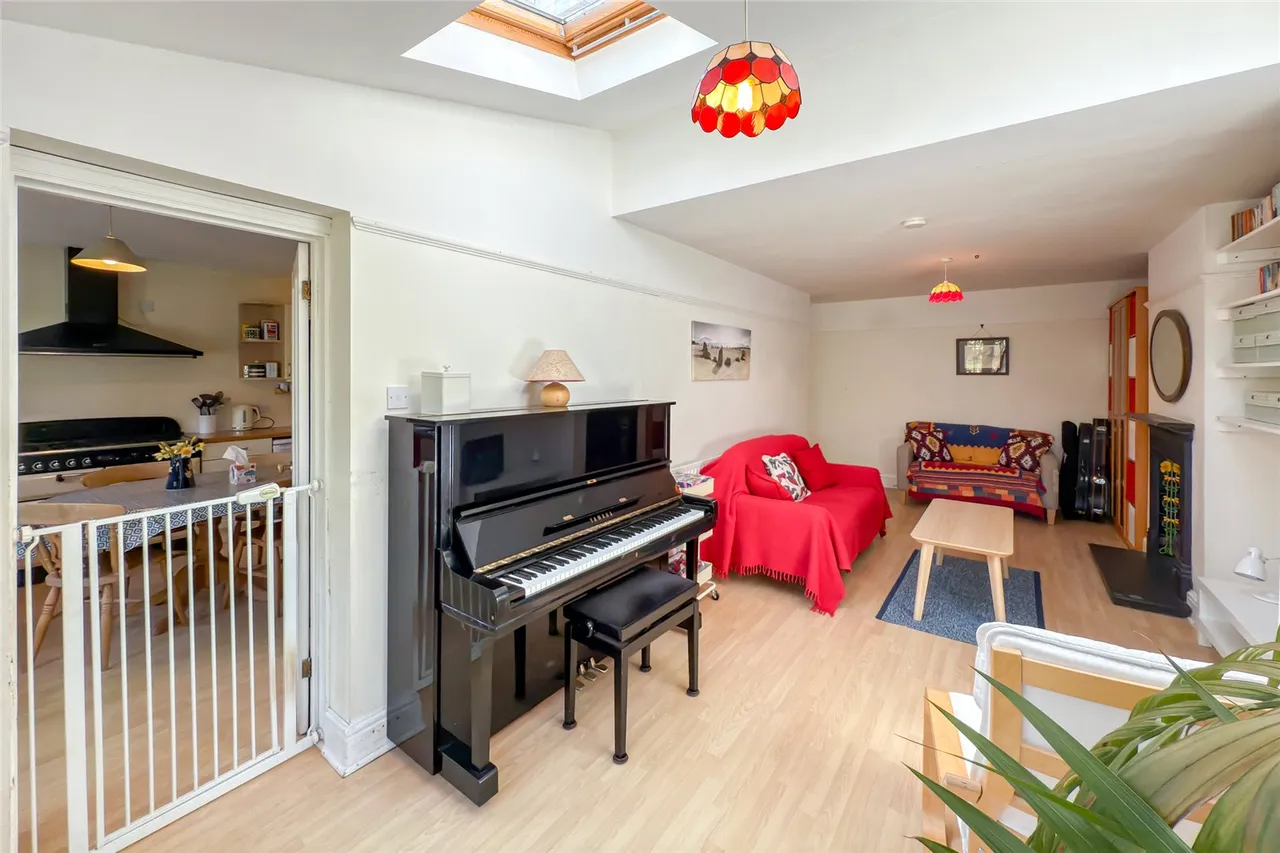 Grove Avenue, Harpenden, Hertfordshire, AL5 1EX, photo 5