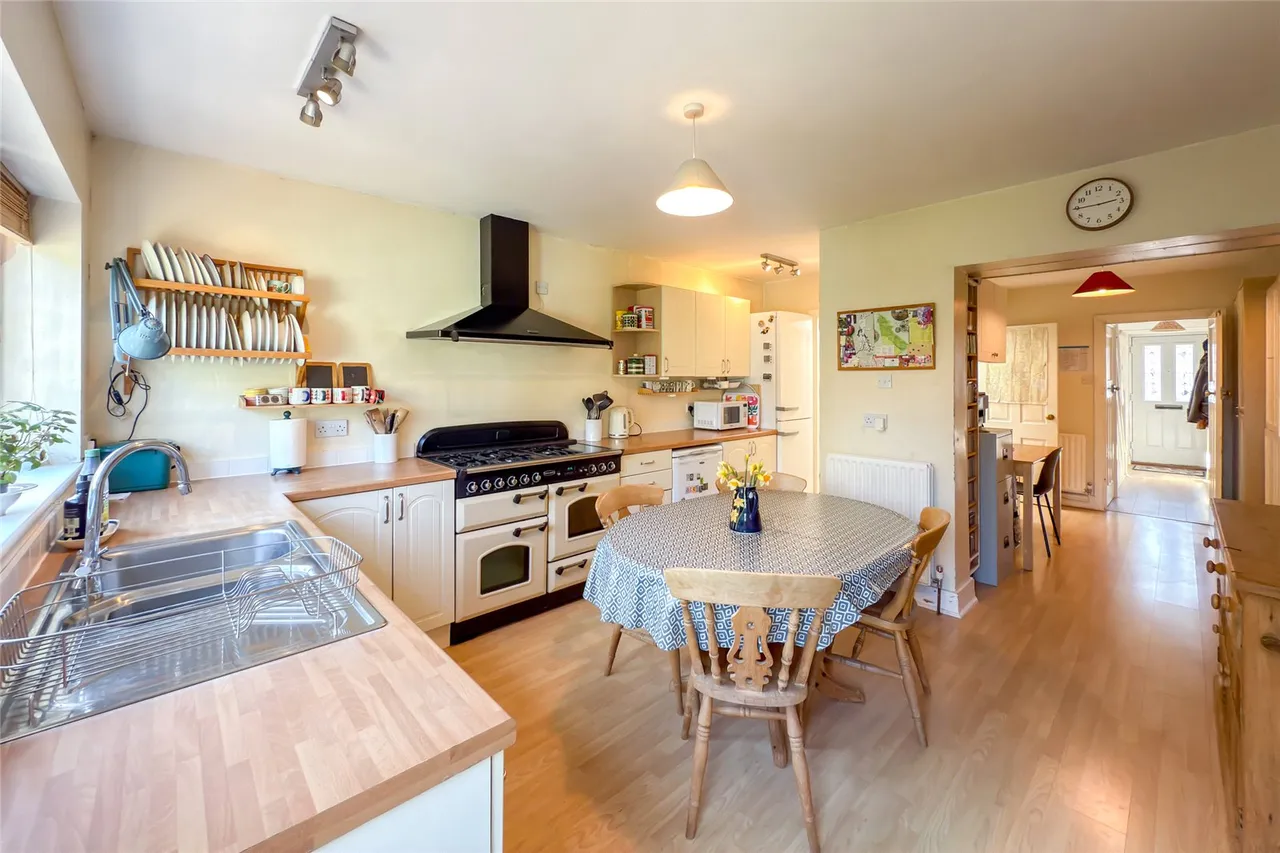 Grove Avenue, Harpenden, Hertfordshire, AL5 1EX, photo 3