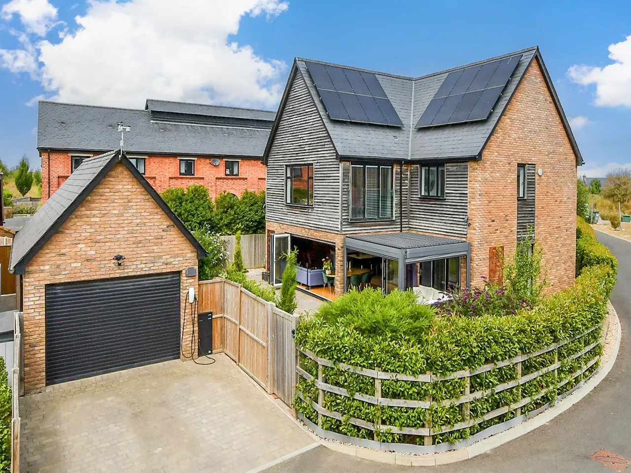 4 bed house for sale, Elizabeth Drive, Woodnesborough, CT13