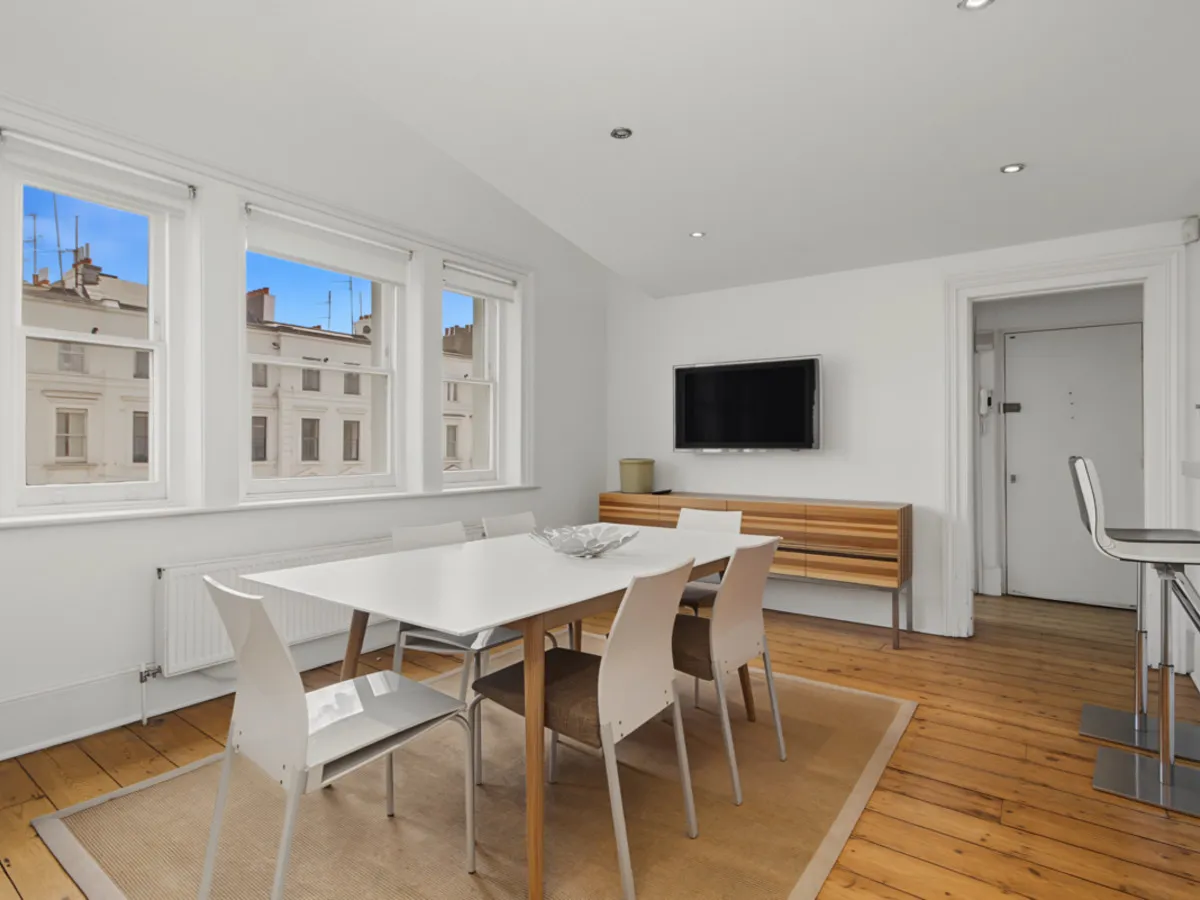 Elgin Crescent, London, W11, photo 3