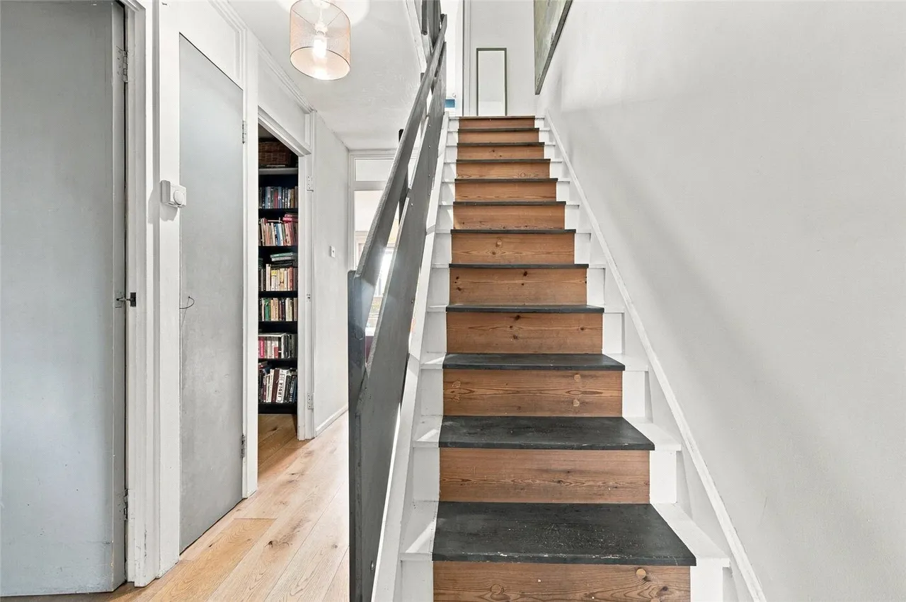 Victorian Grove, London, N16, photo 16