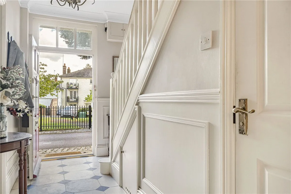 Phoenix Square, Pewsey, SN9, photo 6