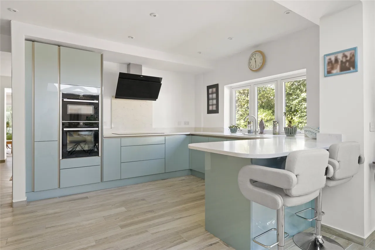 St. Catherines Road, Hayling Island, Hampshire, PO11, photo 5