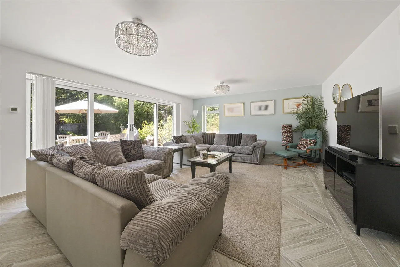 St. Catherines Road, Hayling Island, Hampshire, PO11, photo 4