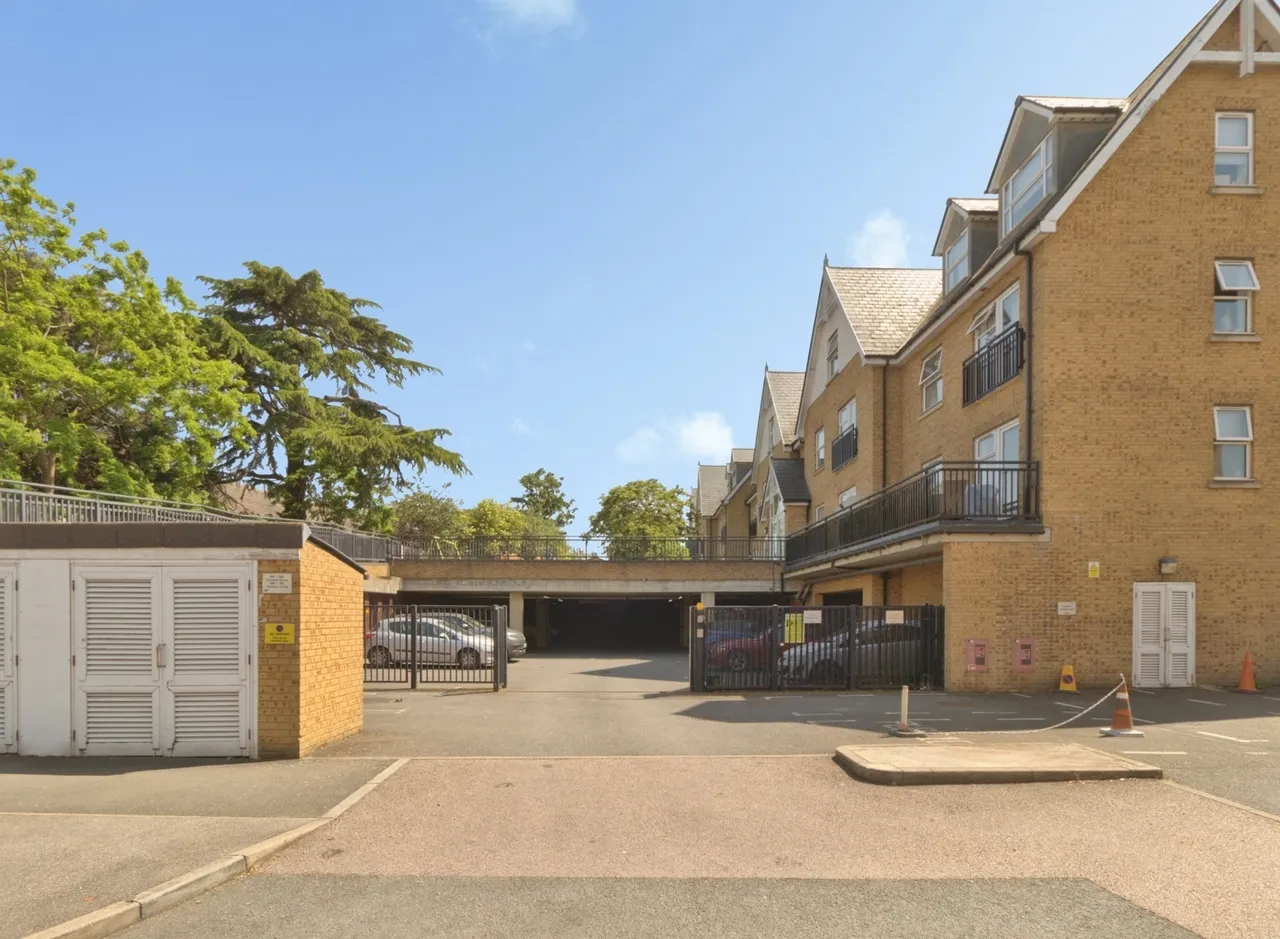Tanners Close, Crayford, DA1, photo 13