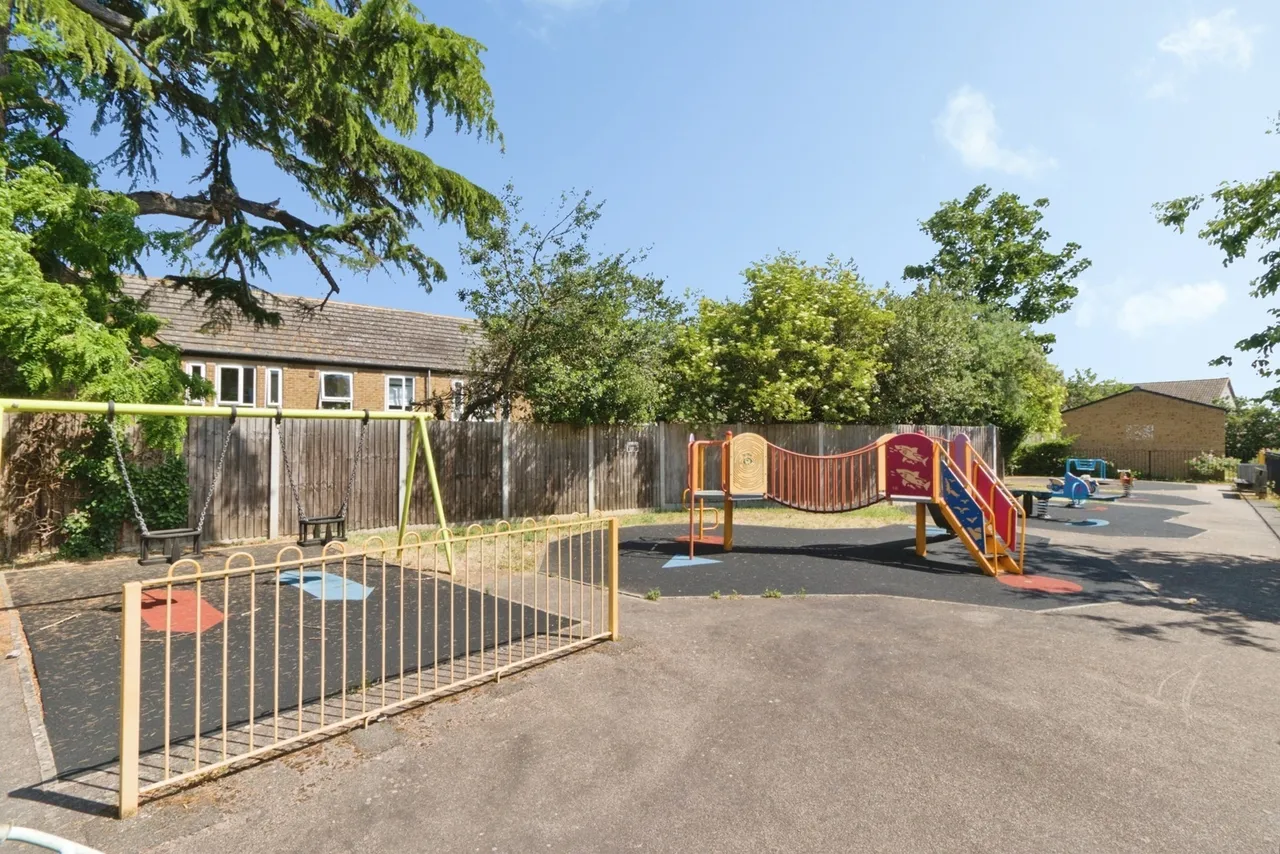 Tanners Close, Crayford, DA1, photo 14