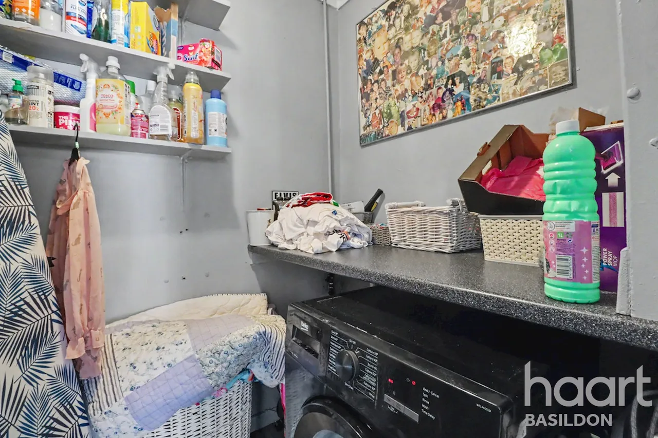 Dencourt Crescent, Basildon, SS14, photo 12