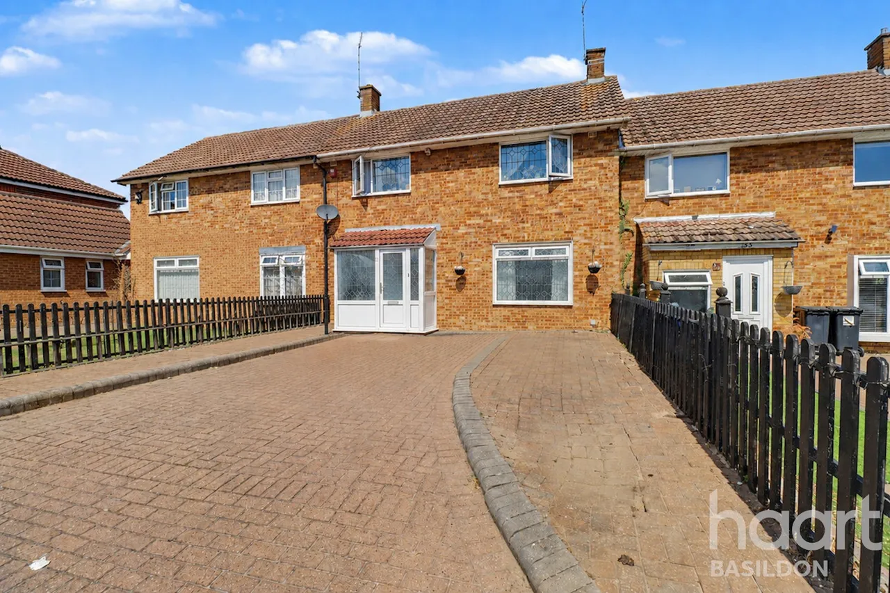 3 bed house for sale, Dencourt Crescent, Basildon, SS14