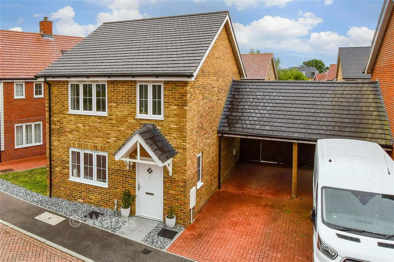 3 bed house for sale, Tyler Road, Staplehurst, TN12
