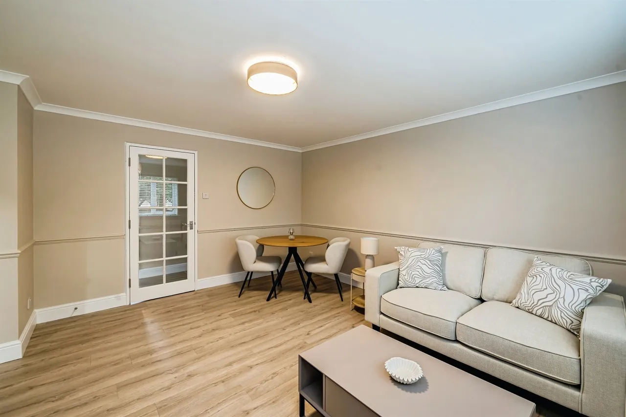 Lowestoft Drive, Slough, SL1, photo 13