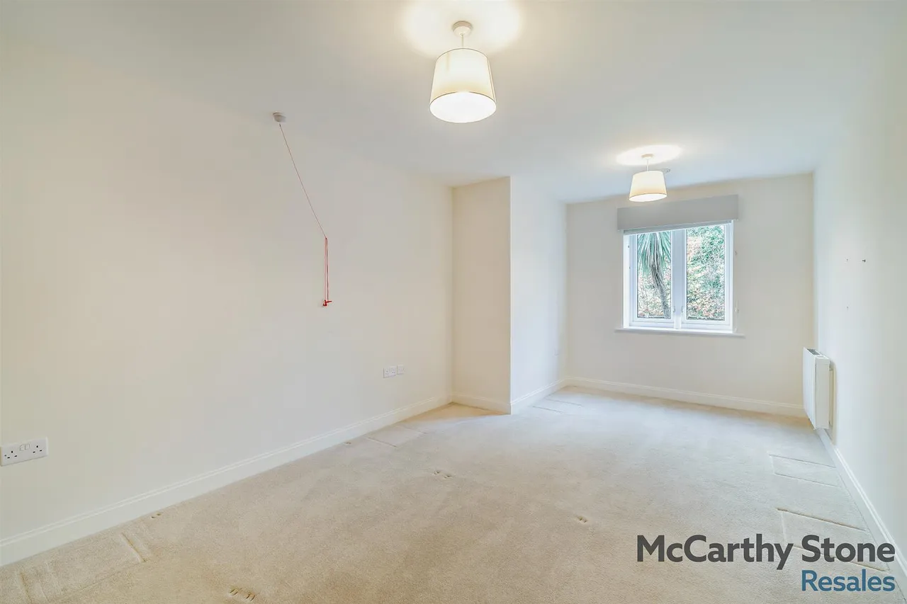 Bath Road, Devizes, SN10, photo 6