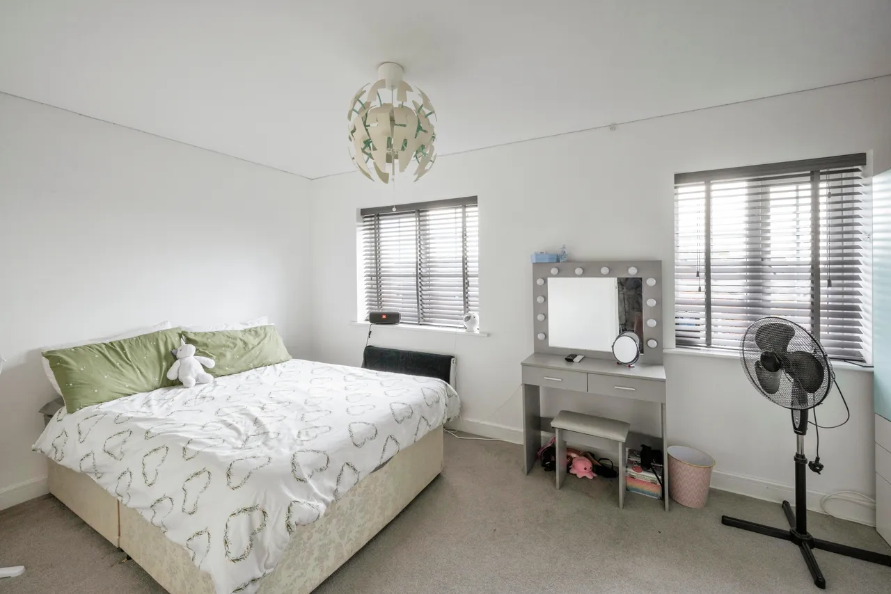 Heatherfields Crescent, New Rossington, DONCASTER, photo 7