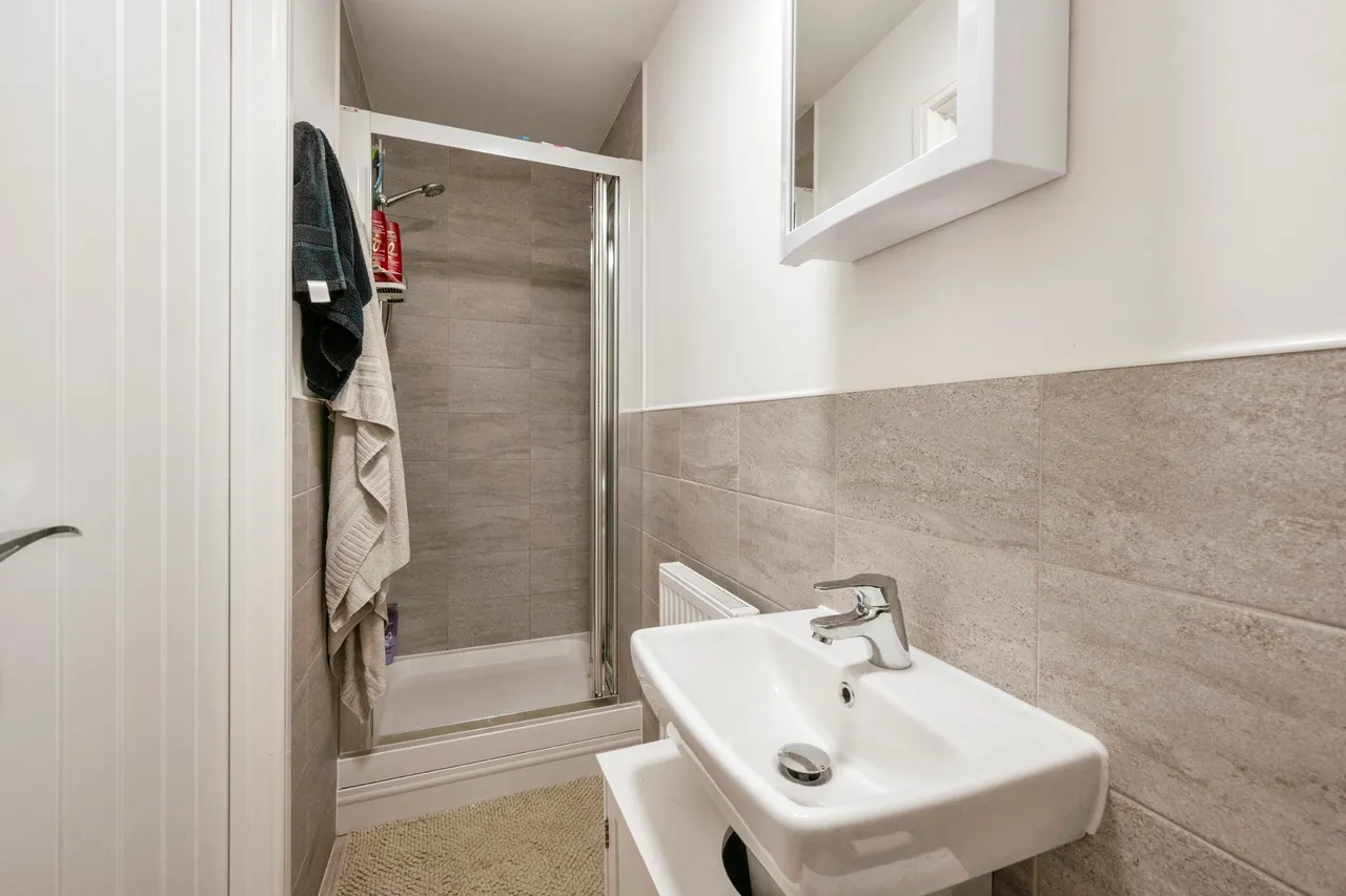 Heatherfields Crescent, New Rossington, DONCASTER, photo 11