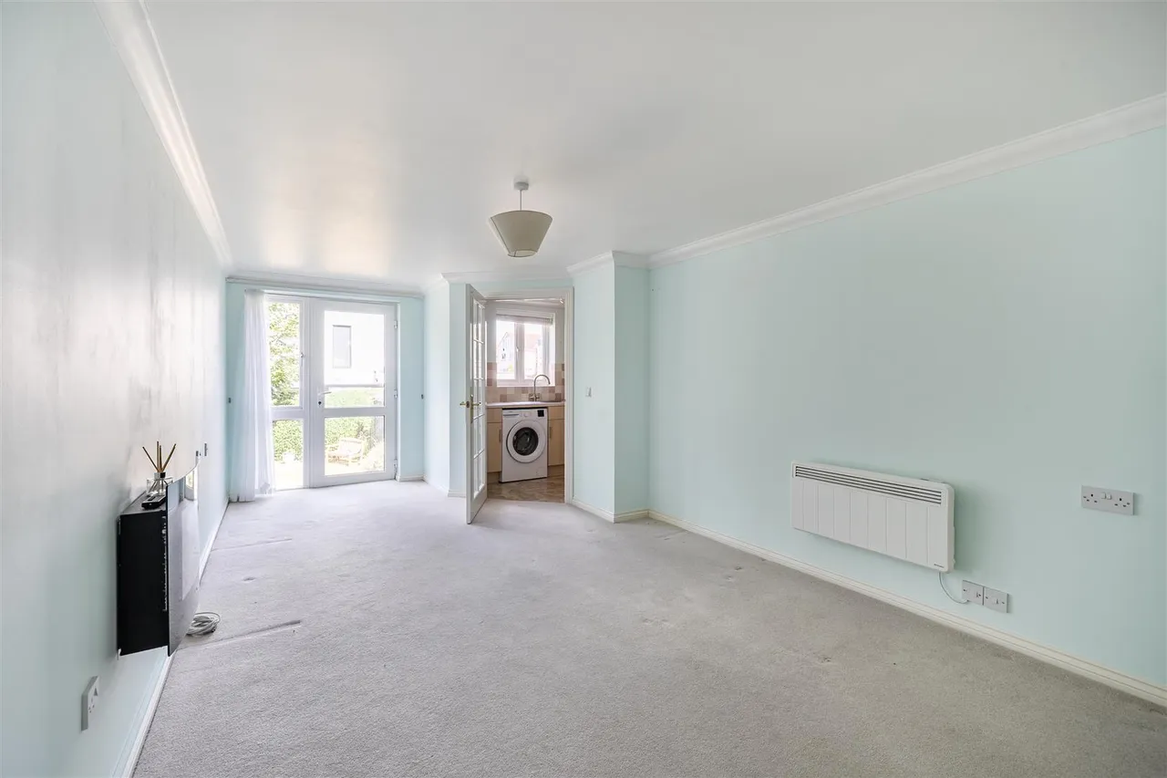 Sandbanks Road, Poole, BH14, photo 3