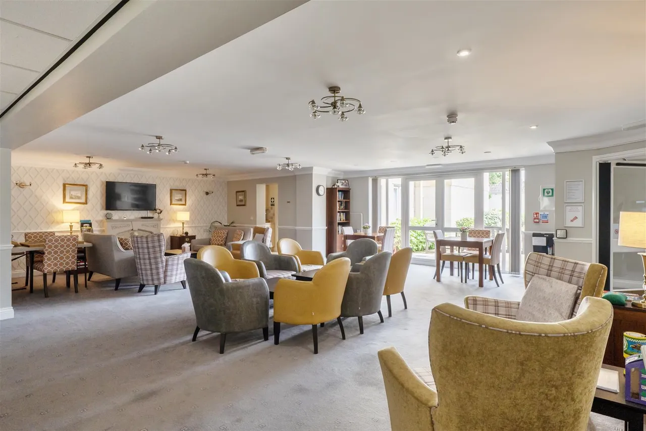 Sandbanks Road, Poole, BH14, photo 11