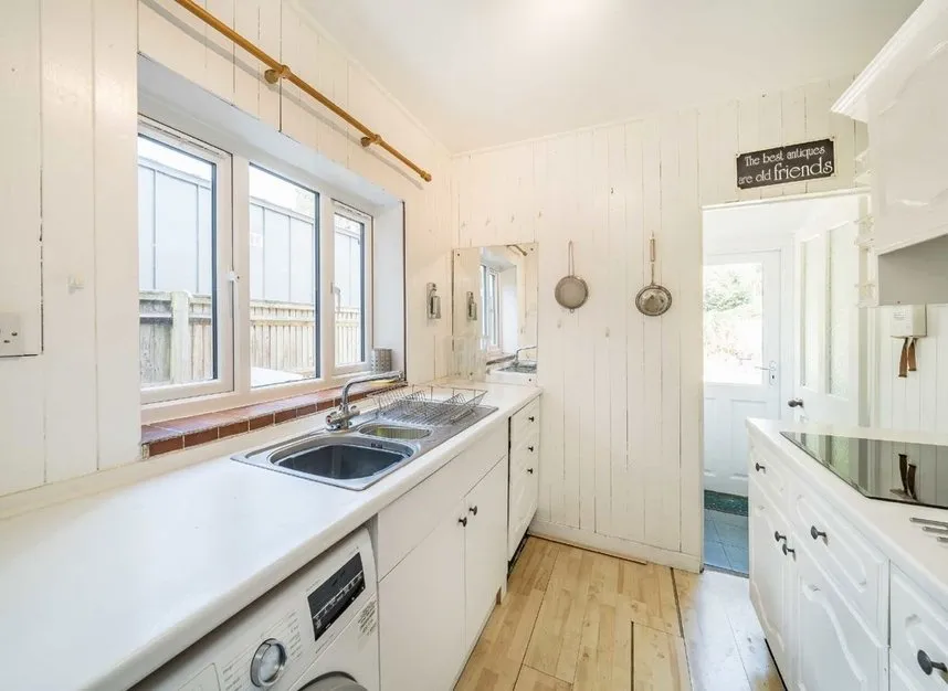 Heybridge Avenue, London, SW16, photo 8