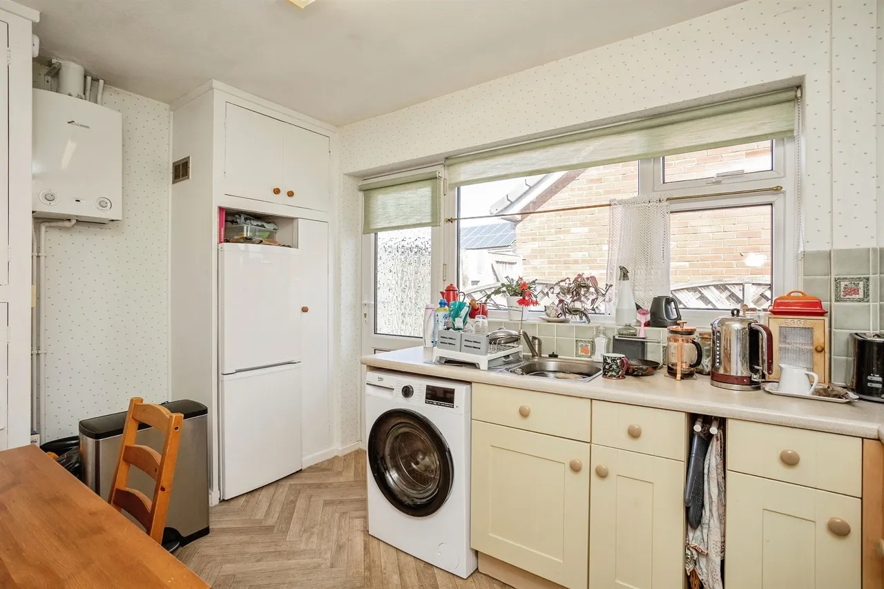Owen Crescent, Melton Mowbray, photo 6