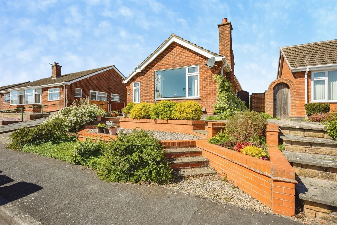 Owen Crescent, Melton Mowbray, photo 2