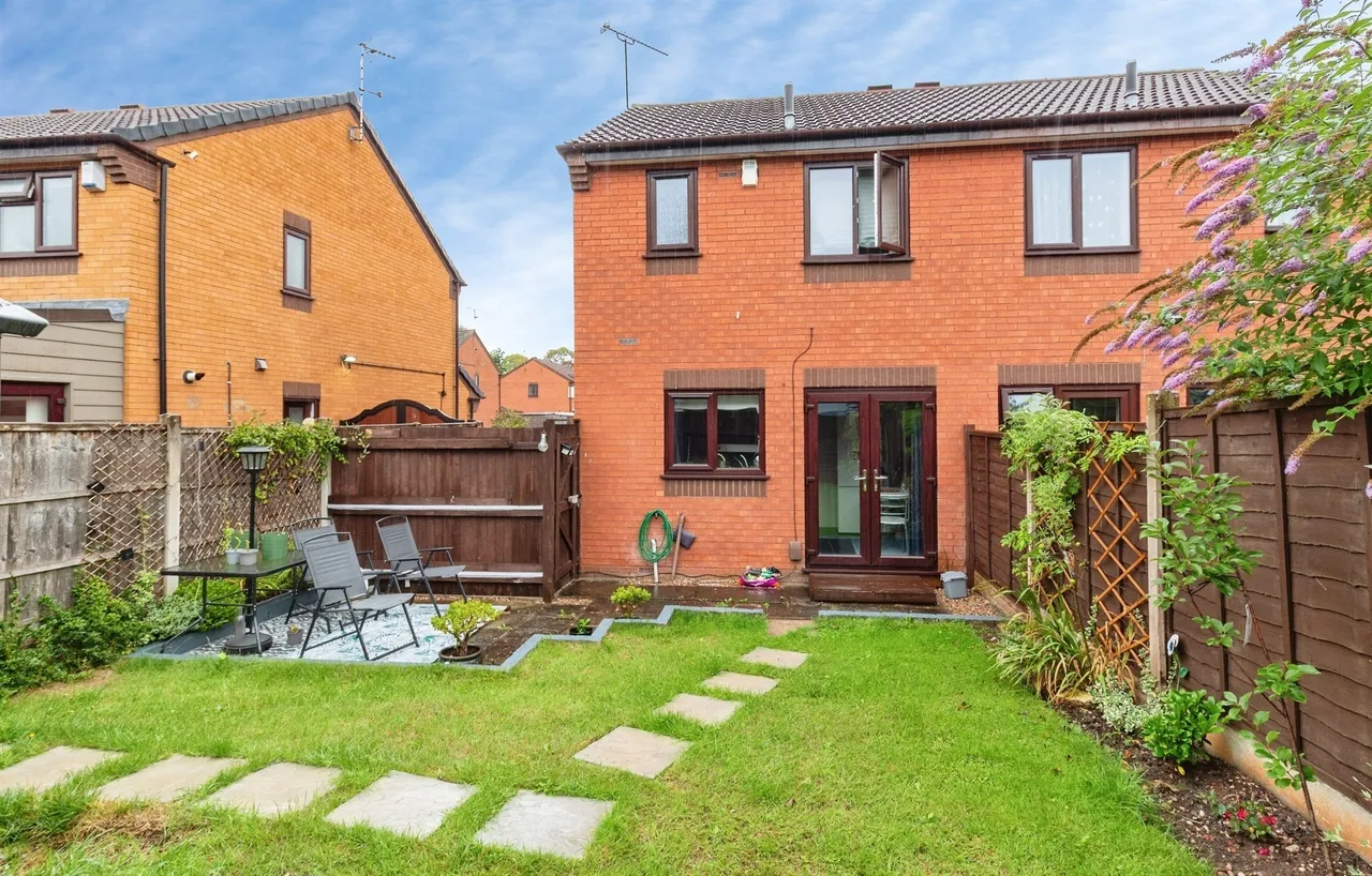 Helen Sharman Drive, Stafford, ST16, photo 9