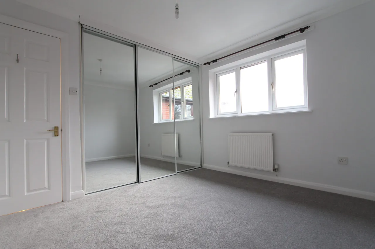 Grange Close, Godalming, GU7, photo 6
