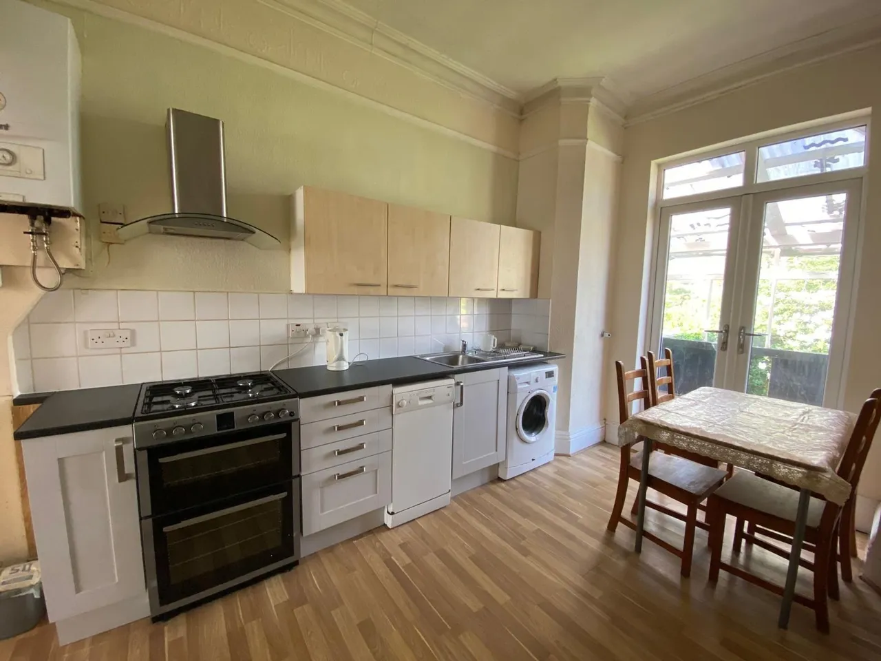 Wardle Road, Sale, photo 5