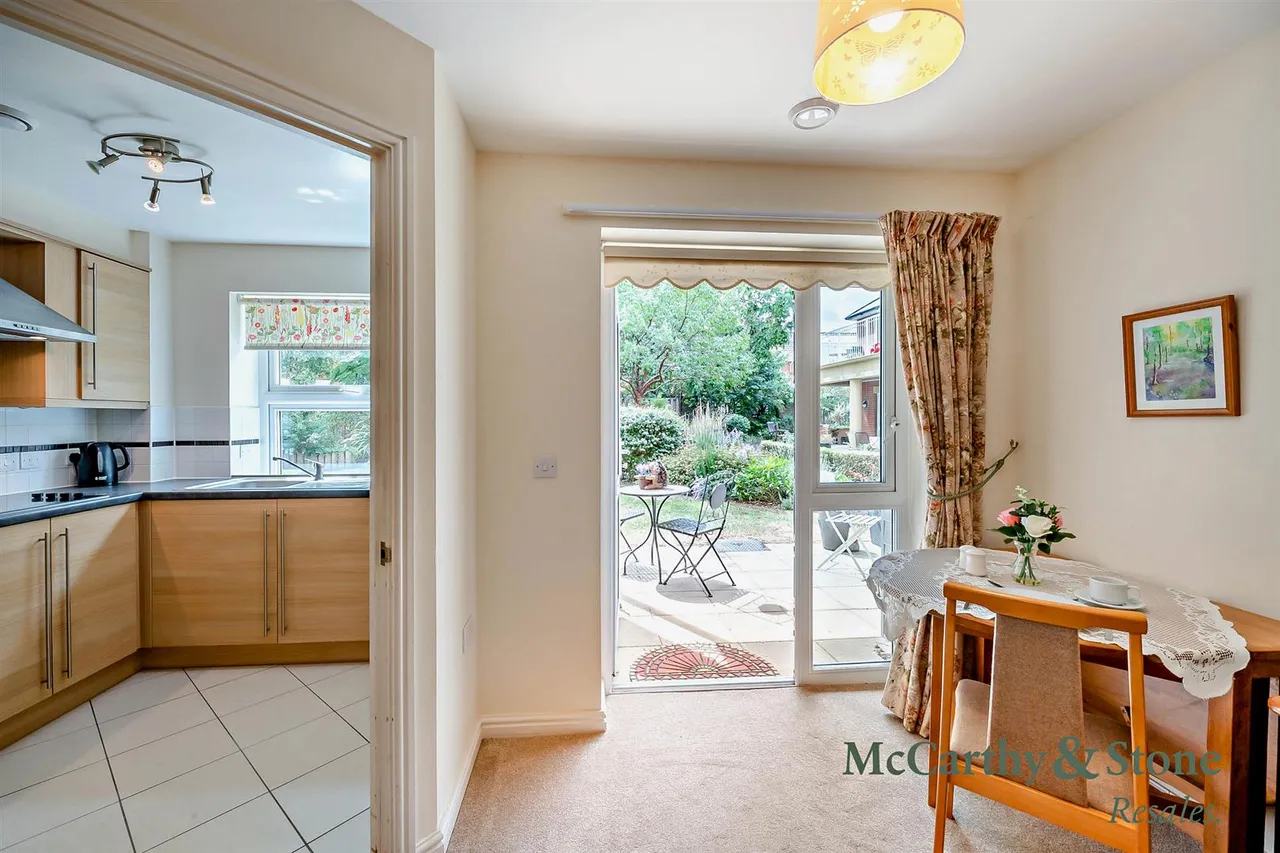 Bulford, Wellington, TA21, photo 4