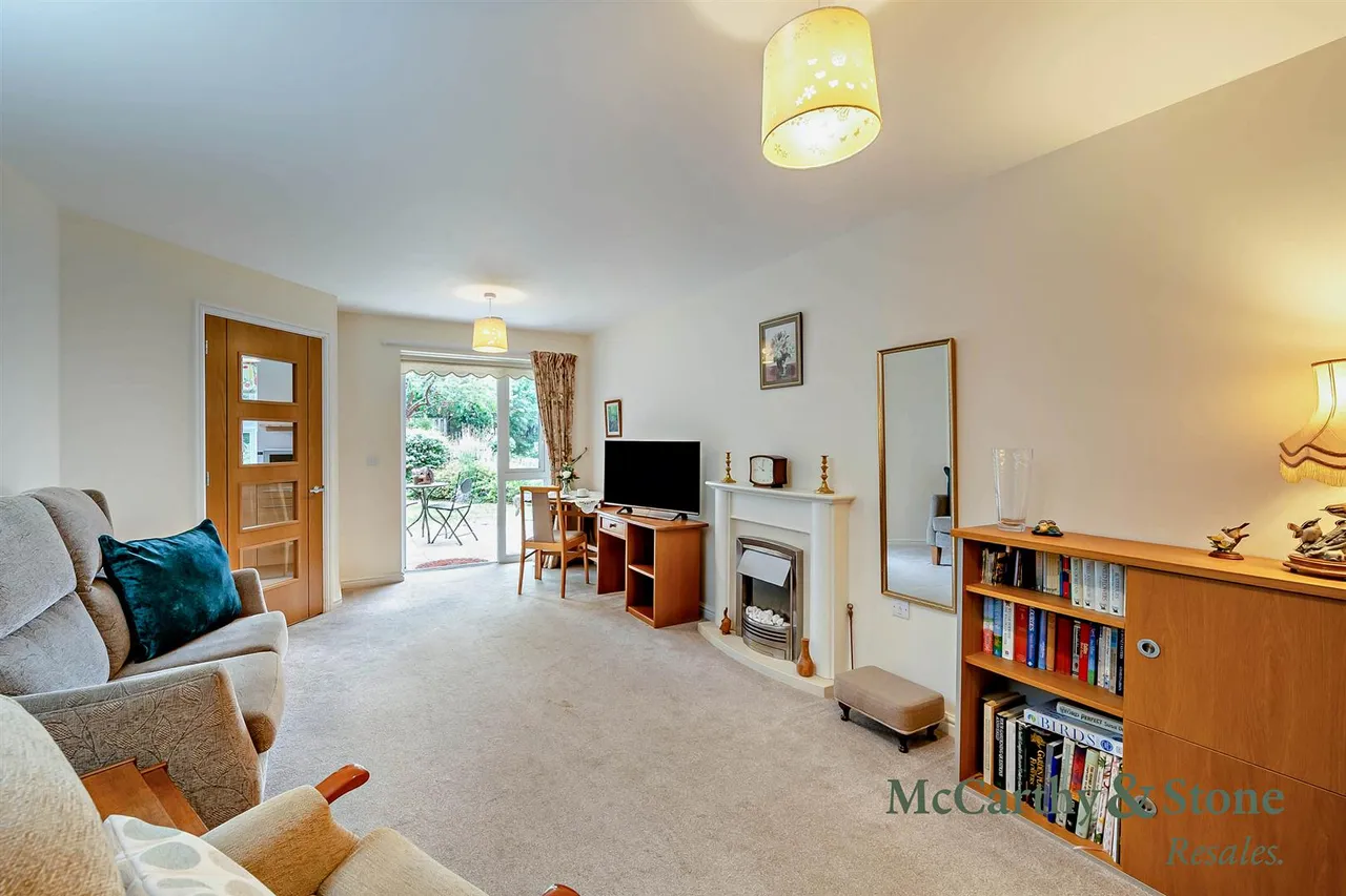 Bulford, Wellington, TA21, photo 3