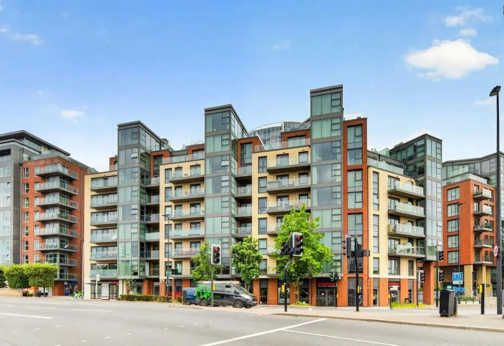 Juniper Drive, London, SW18, photo 18
