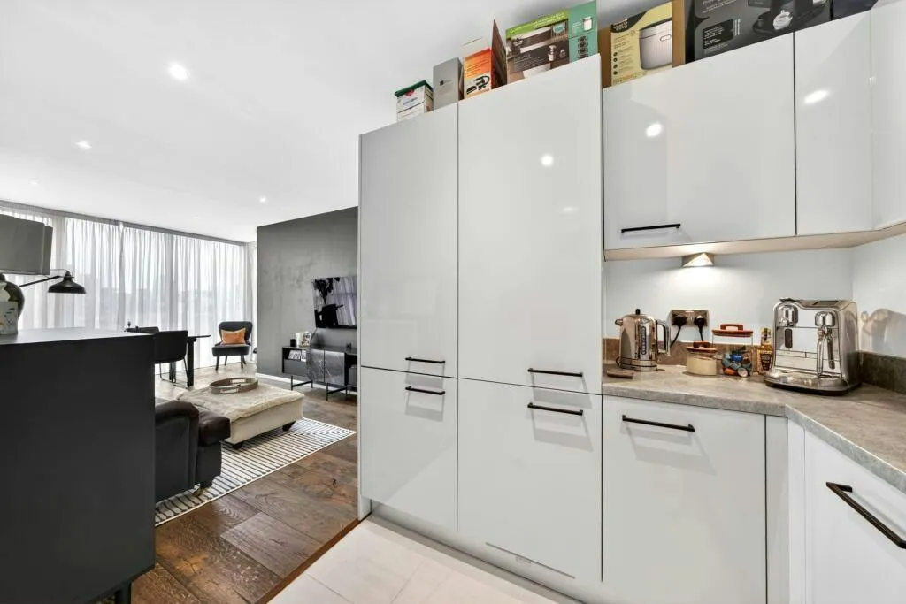 Juniper Drive, London, SW18, photo 9