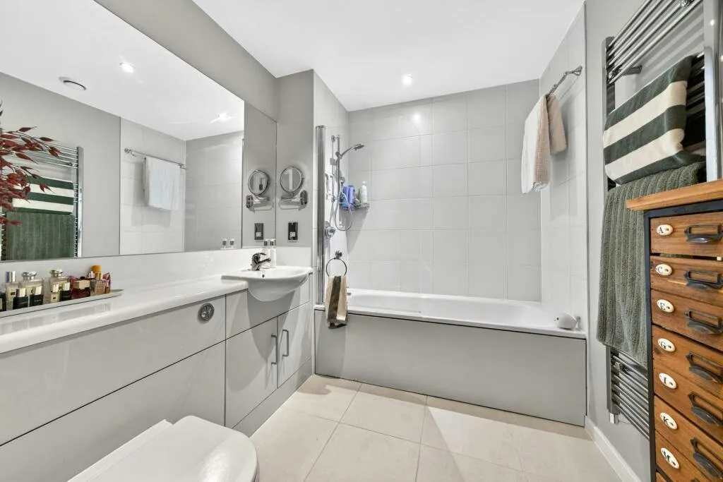 Juniper Drive, London, SW18, photo 6