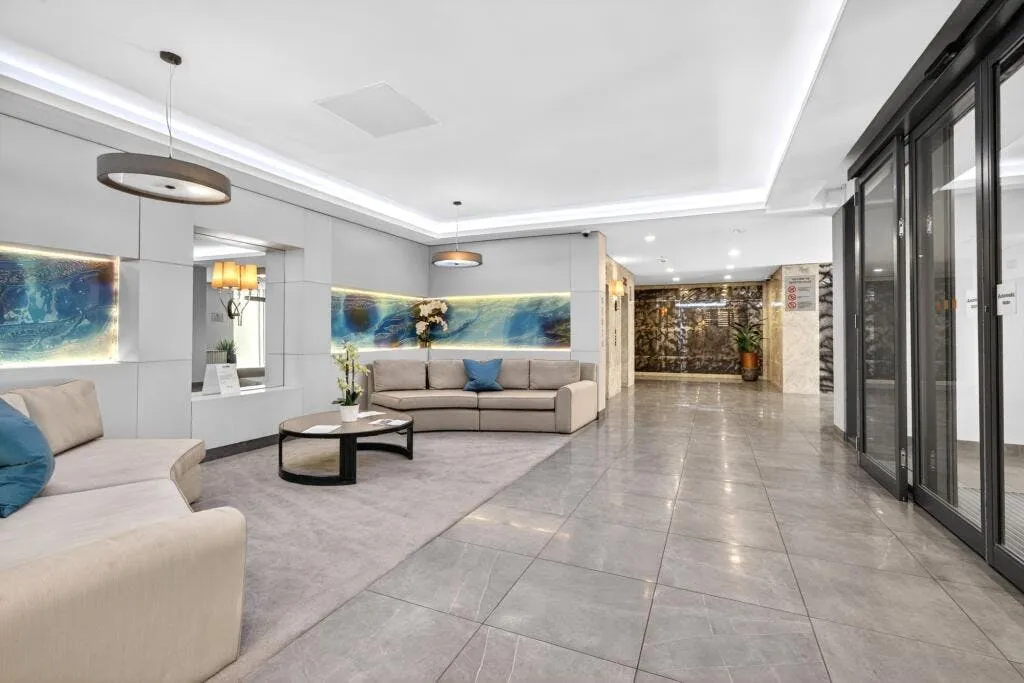Juniper Drive, London, SW18, photo 17