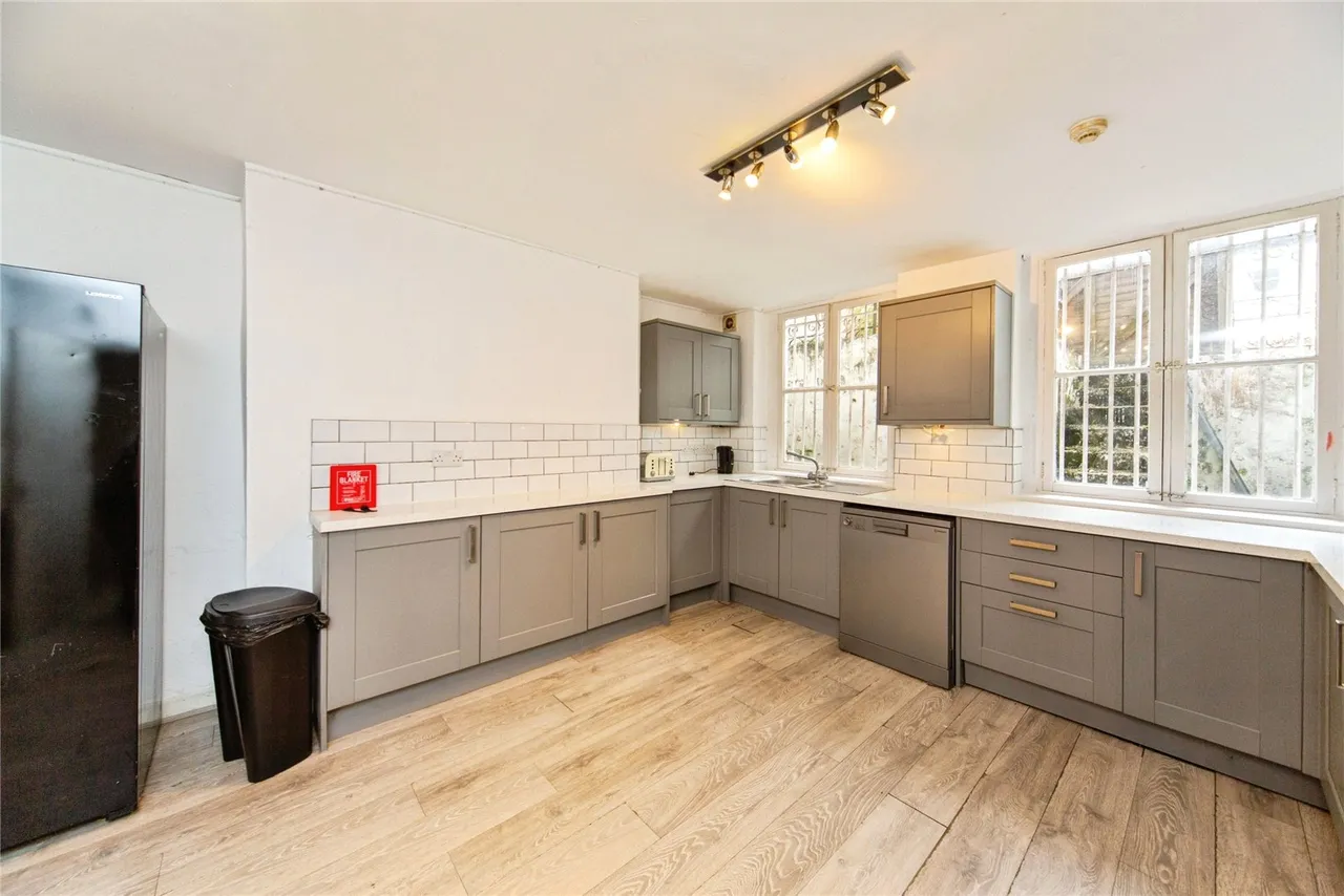 Huskisson Street, Liverpool, L8, photo 9