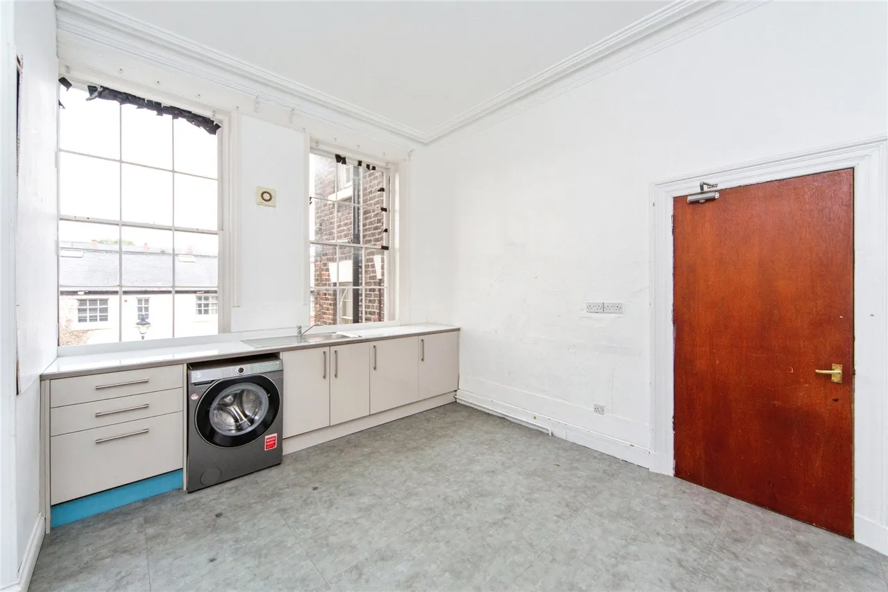 Huskisson Street, Liverpool, L8, photo 10
