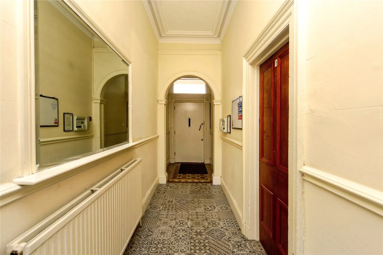 Huskisson Street, Liverpool, L8, photo 2