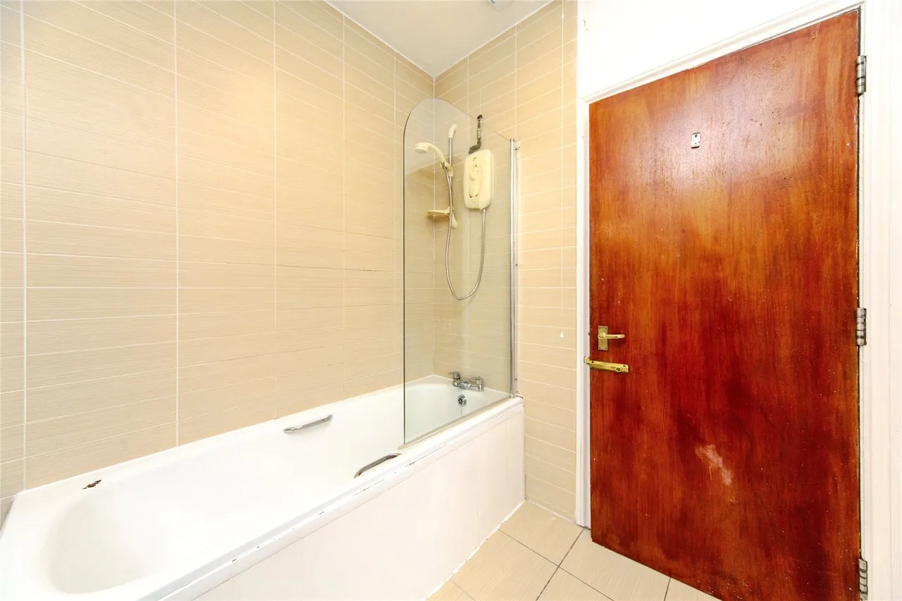 Huskisson Street, Liverpool, L8, photo 23